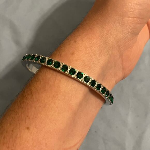 NWOT Crystal Emerald Bangle Bracelet - Picture 1 of 6